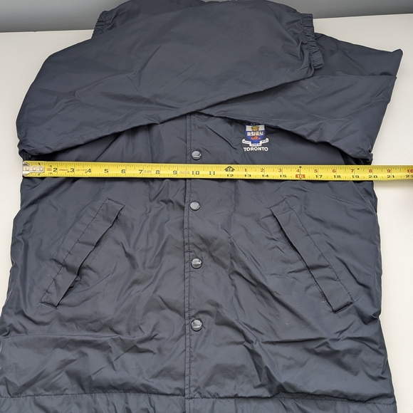 University of Toronto Unisex Adult (Size Small) Dark Blue Jacket/Windbreaker - Picture 13 of 16